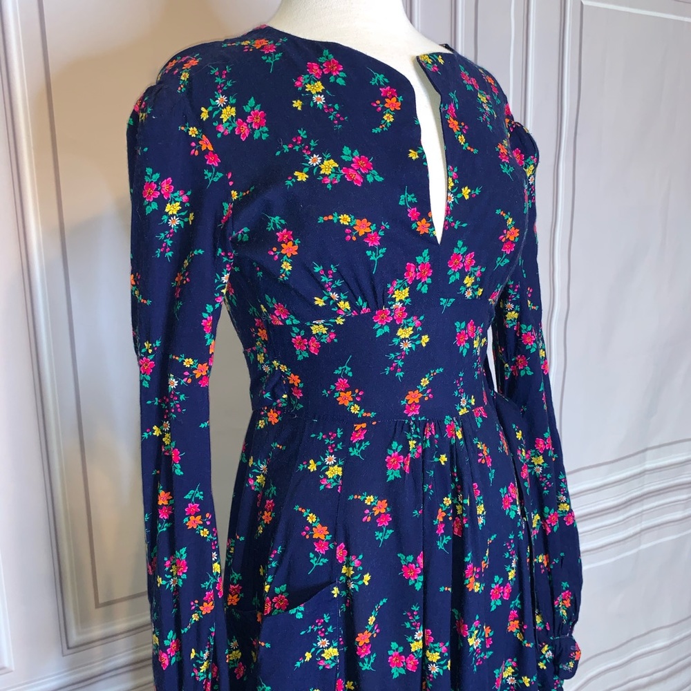 BLUE, VINTAGE DRESS w/ pink+orange floral. SMALL.